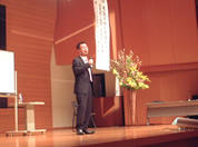 鎌田敏 講演風景