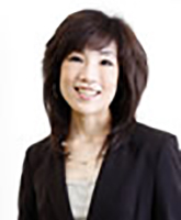 日野佳恵子