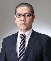 村山慶輔