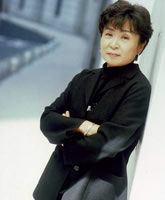 遠藤泰子